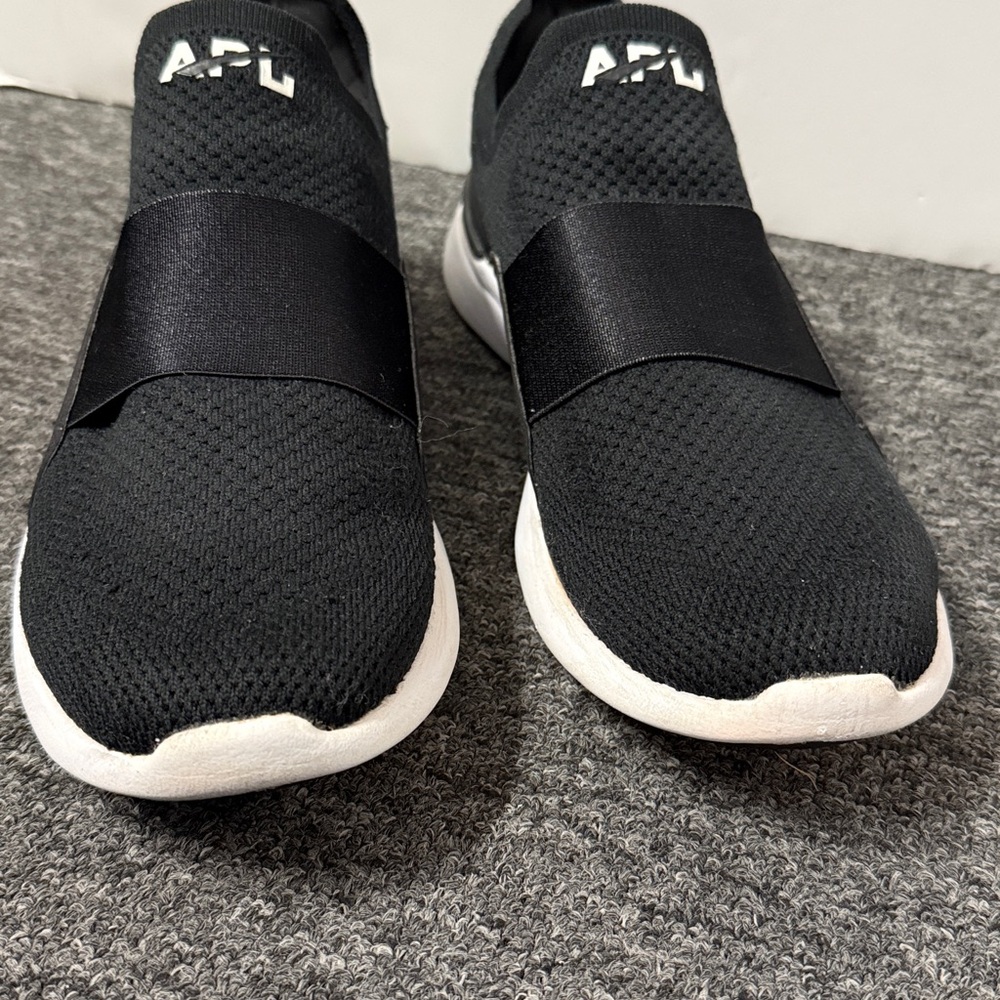 APL Techloom Bliss slip on sneakers size 9.5 - Picture 3 of 11